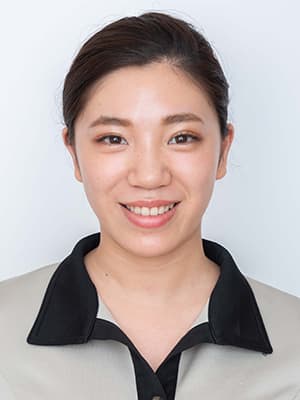 セラピスト(エステティシャン) 浅井